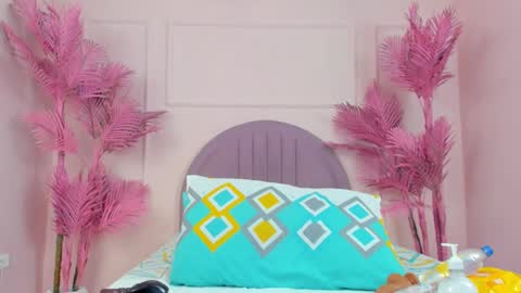 hanaahquinn online show from 3, 3, 2025