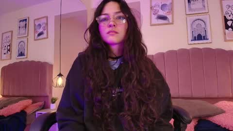 hanabie_ online show from 10, 2, 2026