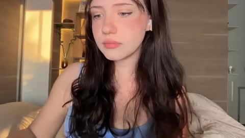 Snapshot of hanahwoods chatting on 5, 6, 2026 hanahwoods online show from 5, 6, 2026