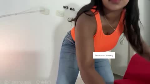 Snapshot of hanarousee chatting on 2, 10, 2025 Twtter  Onlyfns HanaRousee online show from 2, 10, 2025