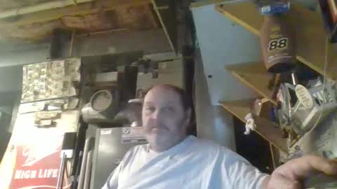 Snapshot of handiemanhere chatting on 8, 2, 2026 naked man online show from 8, 2, 2026