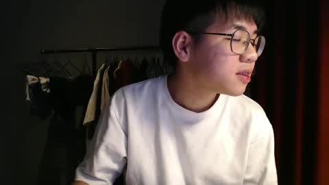 Snapshot of handsome_mannn chatting on 14, 12, 2024 handsome_mannn online show from 14, 12, 2024