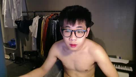 handsome_mannn online show from 8, 2, 2026