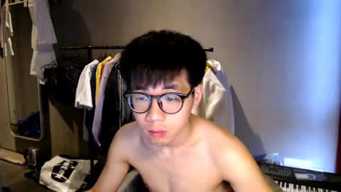 handsome_mannn online show from 21, 7, 2026