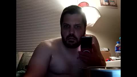 Snapshot of handsomedaddy198923 chatting on 8, 10, 2025 handsomedaddy198923 online show from 8, 10, 2025