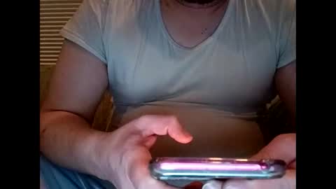 Snapshot of handsomedaddy198924 chatting on 4, 3, 2026 Handsomedaddy198923 online show from 4, 3, 2026