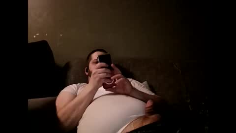 Snapshot of handsomedaddy198924 chatting on 24, 3, 2026 Handsomedaddy198923 online show from 24, 3, 2026