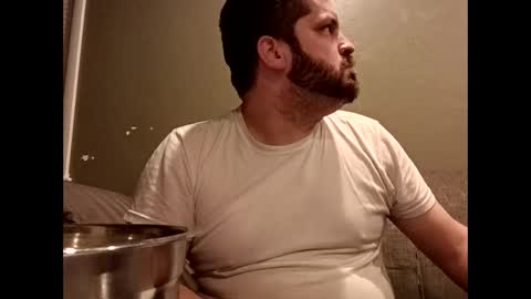 Snapshot of handsomedaddy198924 chatting on 2, 4, 2026 Handsomedaddy198923 online show from 2, 4, 2026