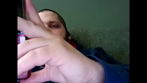 Snapshot of handsomedaddy198924 chatting on 6, 4, 2026 Handsomedaddy198923 online show from 6, 4, 2026