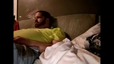 Handsomedaddy198923 online show from 21, 5, 2026