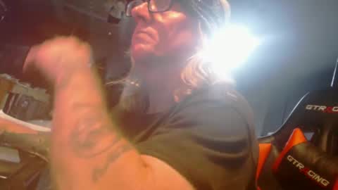 Handystudman online show from 18, 12, 2024