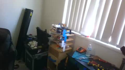 Hango aussie cut thick single online show from 6, 2, 2026