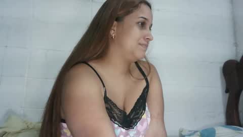 Snapshot of hankalanna chatting on 13, 10, 2025 Hank alanna online show from 13, 10, 2025