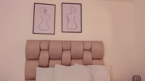 Snapshot of hanna__evans_ chatting on 17, 9, 2025 hanna__evans_ online show from 17, 9, 2025