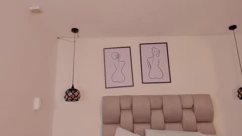 Snapshot of hanna__evans_ chatting on 28, 9, 2025 hanna__evans_ online show from 28, 9, 2025