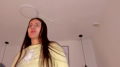 Snapshot of hanna__evans_ chatting on 17, 10, 2025 hanna__evans_ online show from 17, 10, 2025