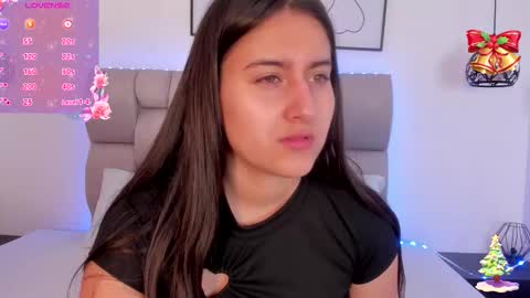 Snapshot of hanna__evans_ chatting on 29, 11, 2025 hanna__evans_ online show from 29, 11, 2025