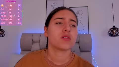 Snapshot of hanna__evans_ chatting on 12, 1, 2026 hanna__evans_ online show from 12, 1, 2026