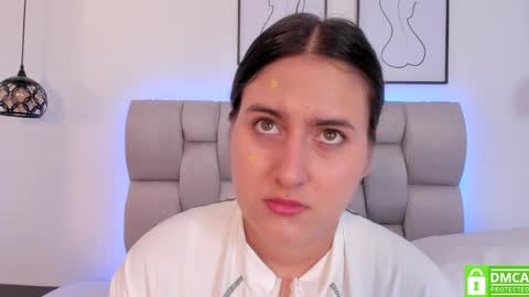 hanna__evans_ online show from 14, 5, 2026