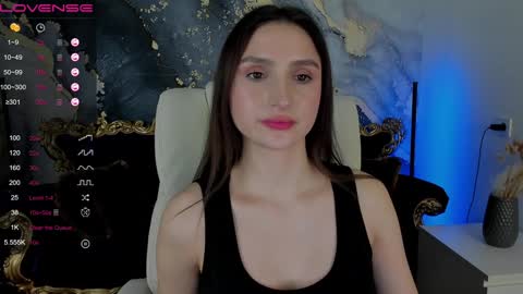hanna__klein online show from 10, 1, 2025
