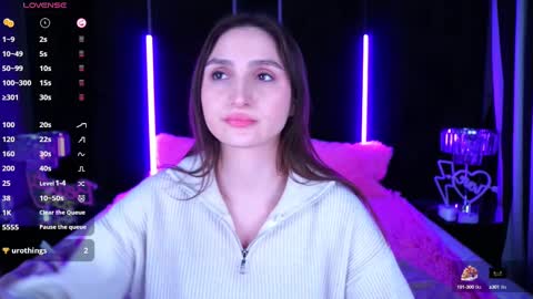 hanna__klein online show from 9, 2, 2025