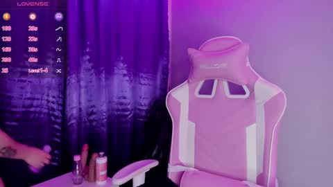 Snapshot of hanna_azumi_ chatting on 23, 1, 2025  hanna  online show from 23, 1, 2025