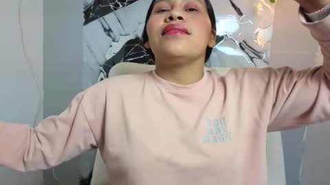 Snapshot of hanna_goldenst chatting on 21, 11, 2025 hanna_goldenst online show from 21, 11, 2025