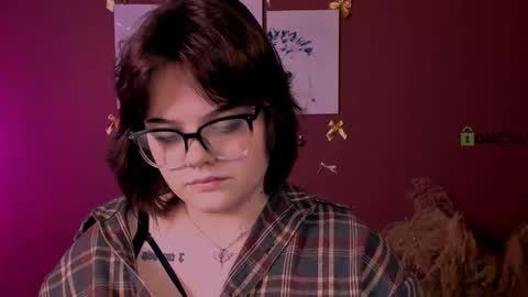 hanna_lips_ online show from 22, 12, 2025