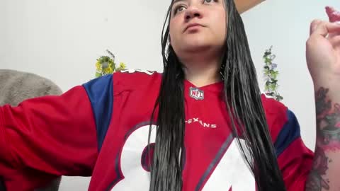 Camila online show from 24, 2, 2025