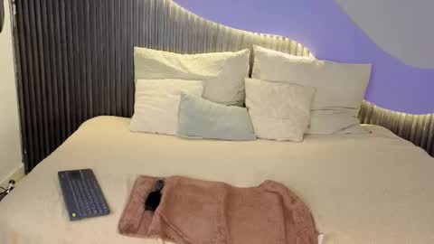 Akane Tendo online show from 13, 1, 2026