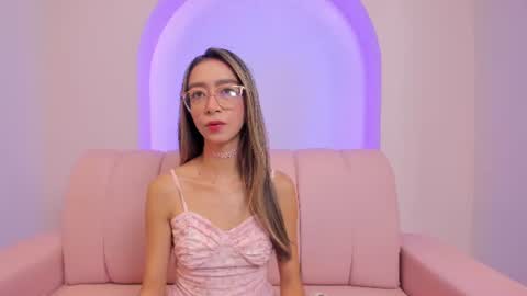 Hanna Carttier online show from 9, 7, 2026