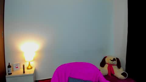 Snapshot of hannadowling_gh chatting on 19, 12, 2024 Hanna online show from 19, 12, 2024