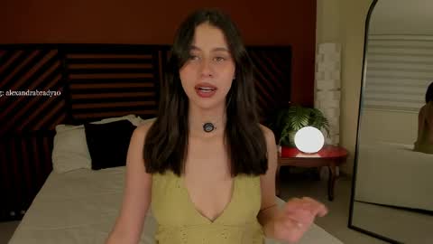 Snapshot of hannah_brady chatting on 6, 5, 2026 Hannah online show from 6, 5, 2026