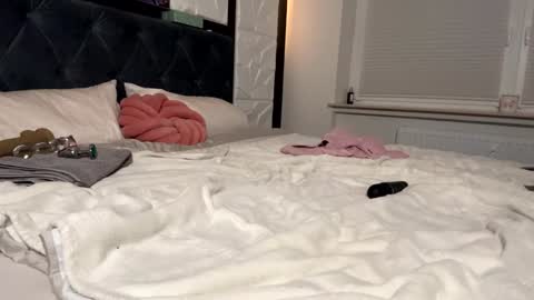 hannah_nvrst online show from 27, 1, 2025