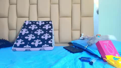 Snapshot of hannah_teehn chatting on 14, 10, 2025 hannah_teehn online show from 14, 10, 2025