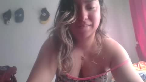 hannahevans2 online show from 5, 2, 2026