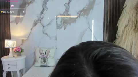 Snapshot of hannahill69 chatting on 7, 2, 2026 Hannahill69 online show from 7, 2, 2026