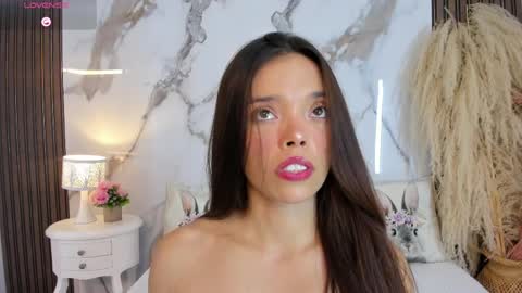 Snapshot of hannahill69 chatting on 7, 4, 2026 Hannahill69 online show from 7, 4, 2026