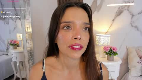 Snapshot of hannahill69 chatting on 15, 5, 2026 Hannahill69 online show from 15, 5, 2026