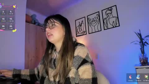   hannasofia x        Schedule 700 -1400GTM-5 online show from 15, 11, 2025