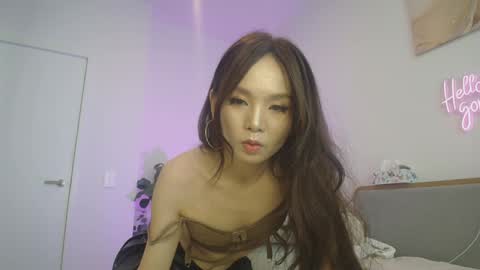 Snapshot of hannavibe chatting on 19, 4, 2026 HannaVibe online show from 19, 4, 2026