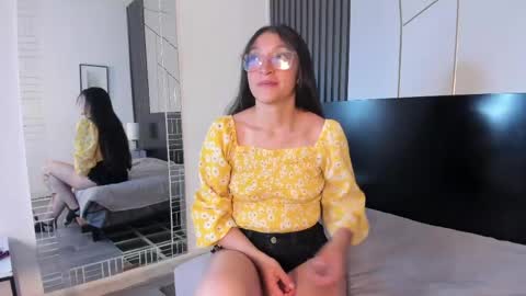 hannawen_ online show from 3, 5, 2026