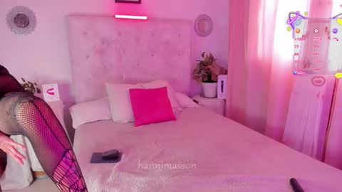 Hanni Masson online show from 11, 9, 2025
