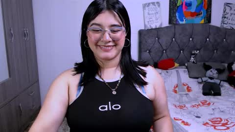 Snapshot of hanny_parkerr chatting on 24, 9, 2025 Hanny Parkerr online show from 24, 9, 2025