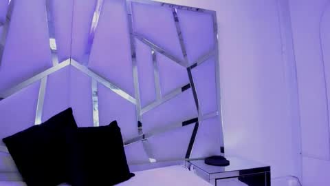 hanny_watson online show from 5, 3, 2026