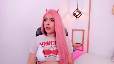 Snapshot of hannybelle__ chatting on 24, 11, 2025 Hanny online show from 24, 11, 2025