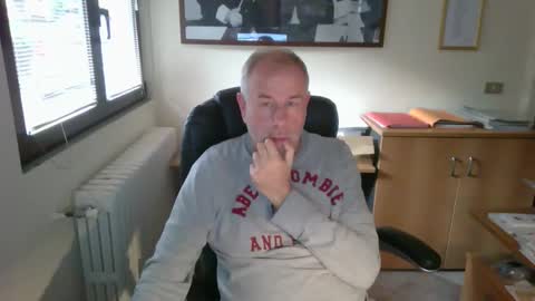 hanscooper online show from 4, 10, 2025