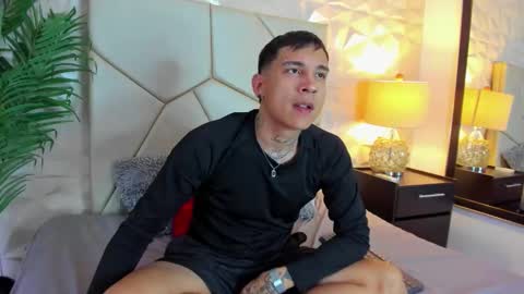  Happy Boy  online show from 22, 12, 2025