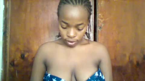 Snapshot of happy_kesh chatting on 8, 2, 2025 happy_kesh online show from 8, 2, 2025