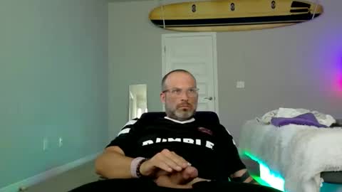 Snapshot of happyendingstory chatting on 2, 4, 2026 Josh Hamilton online show from 2, 4, 2026